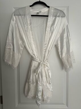 White Satin Lace Robe